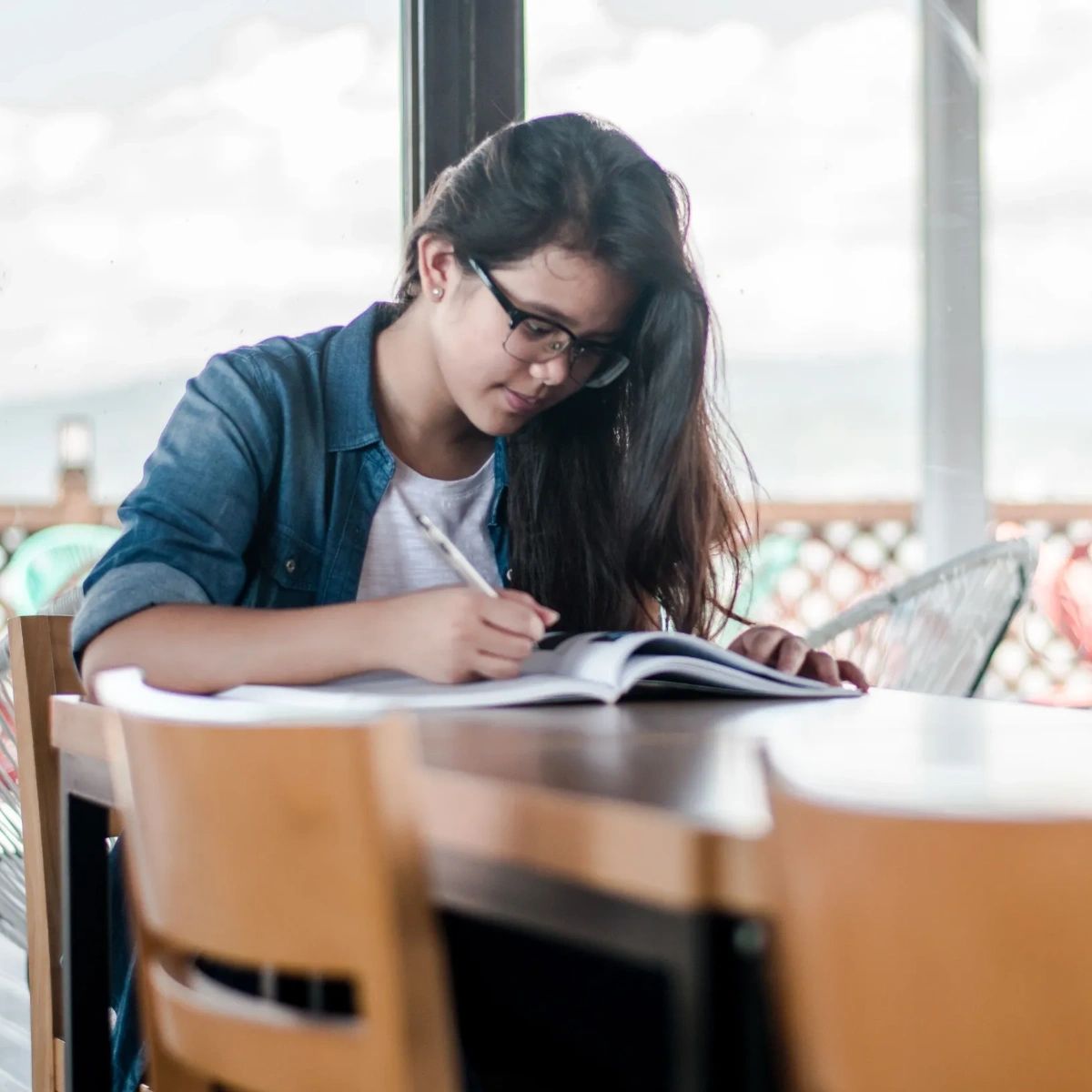 Quick tip: When studying for exams, try breaking up your study sessions into shorter, focused blocks of time. This can improve retention and help you stay more engaged. #NorthsideTutoring #SATTutoring #ACTTutoring #Tutoring #Atlanta #Buckhead #Georgia