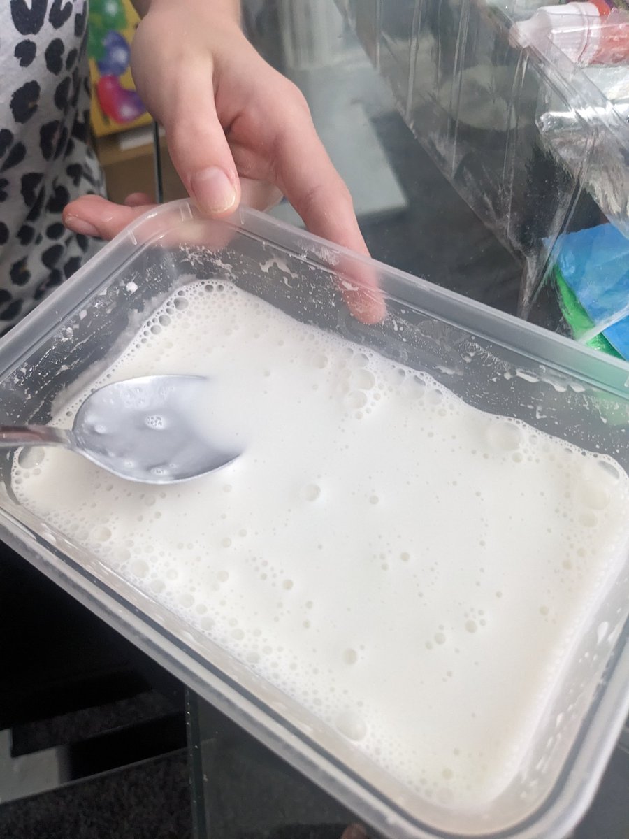 Neilson100's tweet photo. @bmstores Well it's certainly not this "slime" kit. https://t.co/ePpBUCY7aa