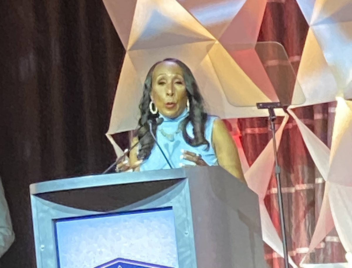 “I always wanted to be rich. I was born to be rich. I have bad news. I haven’t made it yet. I work on it every day of my life. I’m trying to get rich. You cannot get rich handling little money.” A few gems from Dr. Jesse Lewis #NABJ Hall of Fame inductee.