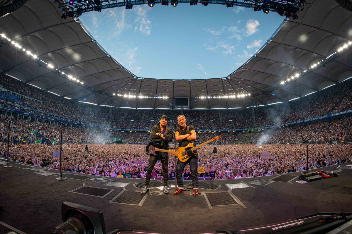 springsteen's tweet photo. Hamburg. July 15, 2023. 📸: Rob DeMartin https://t.co/y0uCItmEvH