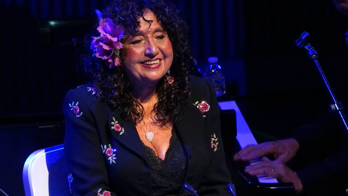 SFJAZZ's tweet photo. PHOTO RECAP: @tajmahalblues alongside his 9-piece band w/ guest Maria Muldaur kicked off their 4-night residency @SFJAZZ (Tonight thru Sun), performing the music from his latest 'Savoy' album, which celebrates the 30s &amp; 40s Harlem swing ballroom.   

Photos by Rick Swig https://t.co/79E106JI6O