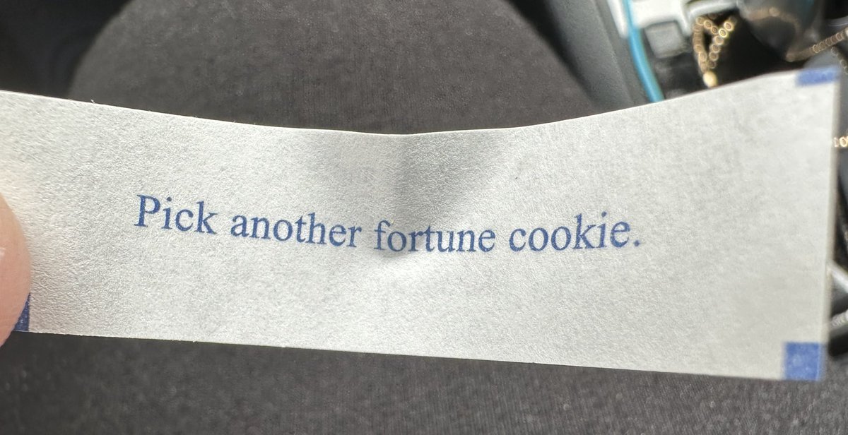 thesparklydream's tweet image. Oh come the fuck on... 😒

1) off work after receiving career changing news
2) man at the buffet said "Mommy's hungry ain't she" to my kid
3) no local friends 
4) now this.... 🥲

Cute, real fuckin cute. 

#FridayFeeling #goodtimes #ineedahug