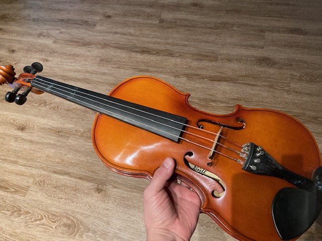 joshua carro (@joshuacarro) on Twitter photo Fun Fact: I found an old 'broken' #viola with 3 strings to play the theme on this track. I felt that the instrument used for this track should have been an instrument that would be found in an old treasure chest in the overworld. #orchestration #instrumentchoice <a href="/PlayWonderlands/">Tiny Tina's Wonderlands ππ¦</a> Fun Fact: I found an old 'broken' #viola with 3 strings to play the theme on this track. I felt that the instrument used for this track should have been an instrument that would be found in an old treasure chest in the overworld. #orchestration #instrumentchoice <a href="/PlayWonderlands/">Tiny Tina's Wonderlands ππ¦</a>