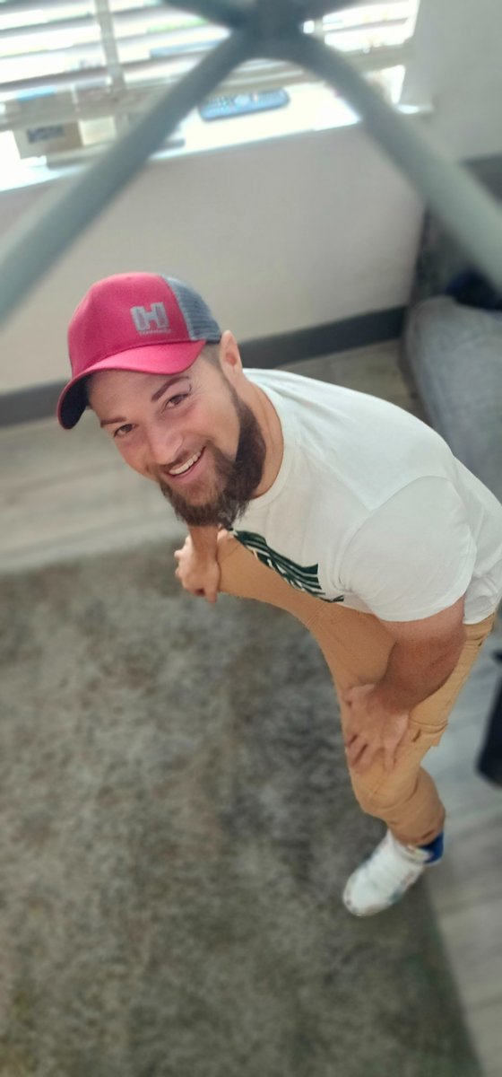 BrittenDion's tweet photo. We smile because we can. We hide behind them, we cry behind them, but to share a smile is a gift. Keep smiling be you. https://t.co/jkSaBURj6w