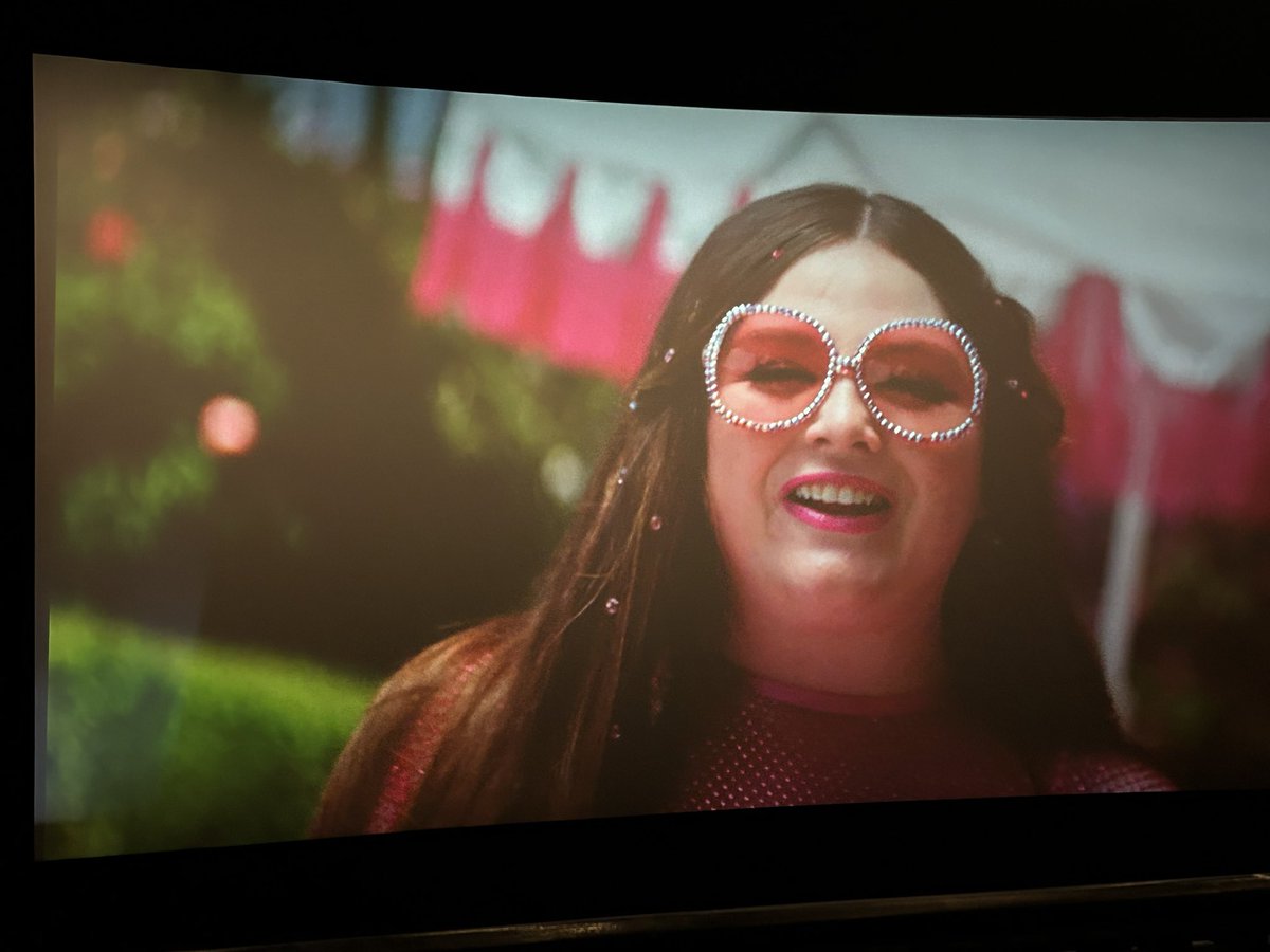 thejonbutter's tweet photo. Stalter on the big screen omg #HiGay https://t.co/h8PwKg30gf