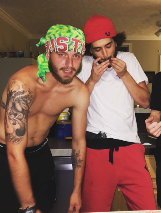 Me &amp; P like Mike Lowrey and Marc Burnett we was Bad Boys #4L #FlashBackFriday @sp33dkillz13 https://t<a href="/tag/flashbackfriday"class="tags"><span>#flashbackfriday</span></a><a href="/tag/4l"class="tags"><span>#4l</span></a>