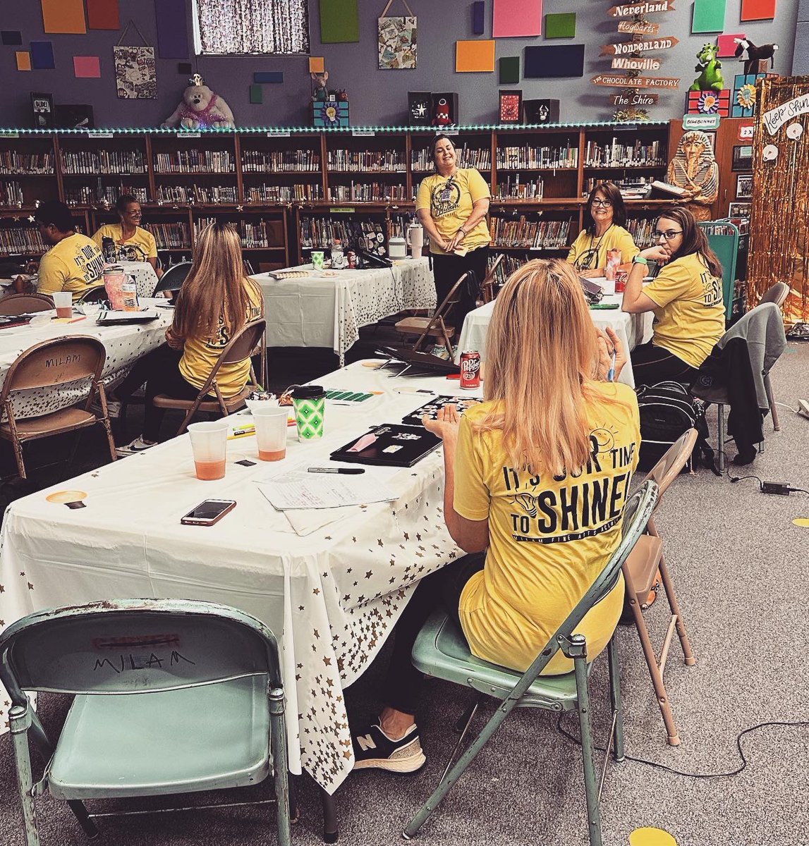 MilamMagnet's tweet photo. We love seeing our teachers lead!! The support our staff has for each other is amazing!! #WayToGo #ItsOURtimetoSHINE #TeamMilam #ExcellentInstruction 😁⭐️ https://t.co/VKXZ7qbRYf