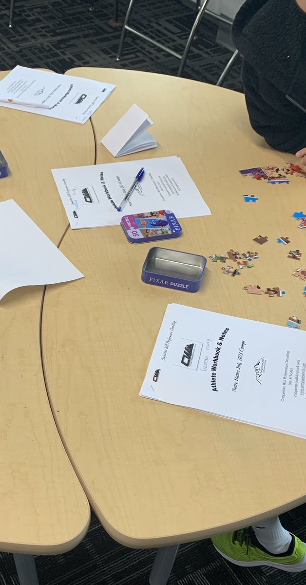 CompetitiveWill's tweet image. Great week with @NDHoundsHockey and their summer camps #bestversion #breath #selfaware