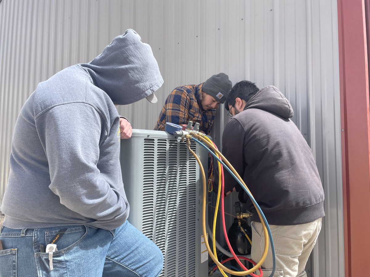 FortHaysTechNC's tweet photo. The NCK Tech Plumbing, Heating and Air Conditioning (PHAC) program prepares students for entry-level positions in the plumbing, heating and air conditioning industry. Learn more: https://t.co/LaseeueXUG https://t.co/xGpt47Cet4