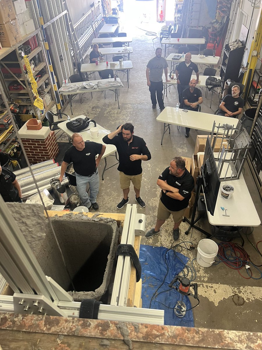 ChimneyMonkeys's tweet image. 🙏🔥 Grateful to Shawn from SaverSystems, Jake, and Scott from National Chimney! 🐵✨

Thank you for your expertise and education. 🎓💡 Your contributions are invaluable!

#Gratitude #ChimneyExperts #ChimneyEducation #ChimneyIndustry #ChimneyMonkey