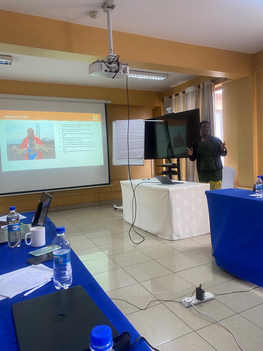 KaviKaruga's tweet photo. It’s always wise, to keep an open mind and be open to acquiring new knowledge.

@Terry Maindo facilitated a training for one of our downstream partners FAWE KE, on gender mainstreaming. 

Reinvigorating to learn,unlearn and relearn.

@UraiaTrust https://t.co/2OxeBAtXFp
