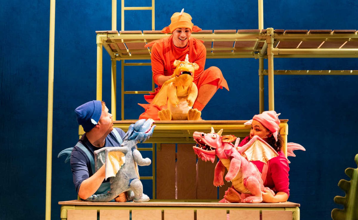 ⭐⭐⭐⭐⭐
REVIEW - From page to stage, Zog is a brilliant show with such positive energy, it's the perfect family treat!
manchestertheatres.com/news/review-_-…

Review by <a href="/KasRyder/">Karen Ryder</a> 

<a href="/The_Lowry/">Lowry</a> <a href="/Freckle_Prods/">Freckle Productions</a> <a href="/GlenisterLois/">Lois Glenister</a> #dannyhenrix <a href="/joestilgoe/">Joe Stilgoe 🎹</a> <a href="/BenLockeActor/">Ben Locke</a> <a href="/_LouiseGray_/">Louise Grayford</a> <a href="/etswilliams/">Etta Williams</a>
