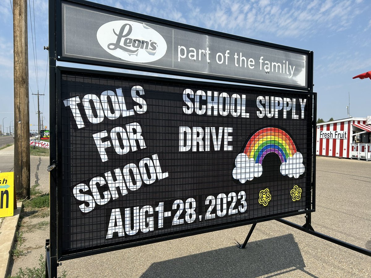 JACK1021MH's tweet image. .@LeonsMH is the drop off destination for @UnitedWaySEAB’s Tools for School campaign! Drop a backpack off with new school supplies to help give kids the things they need for the upcoming school year! #medhat