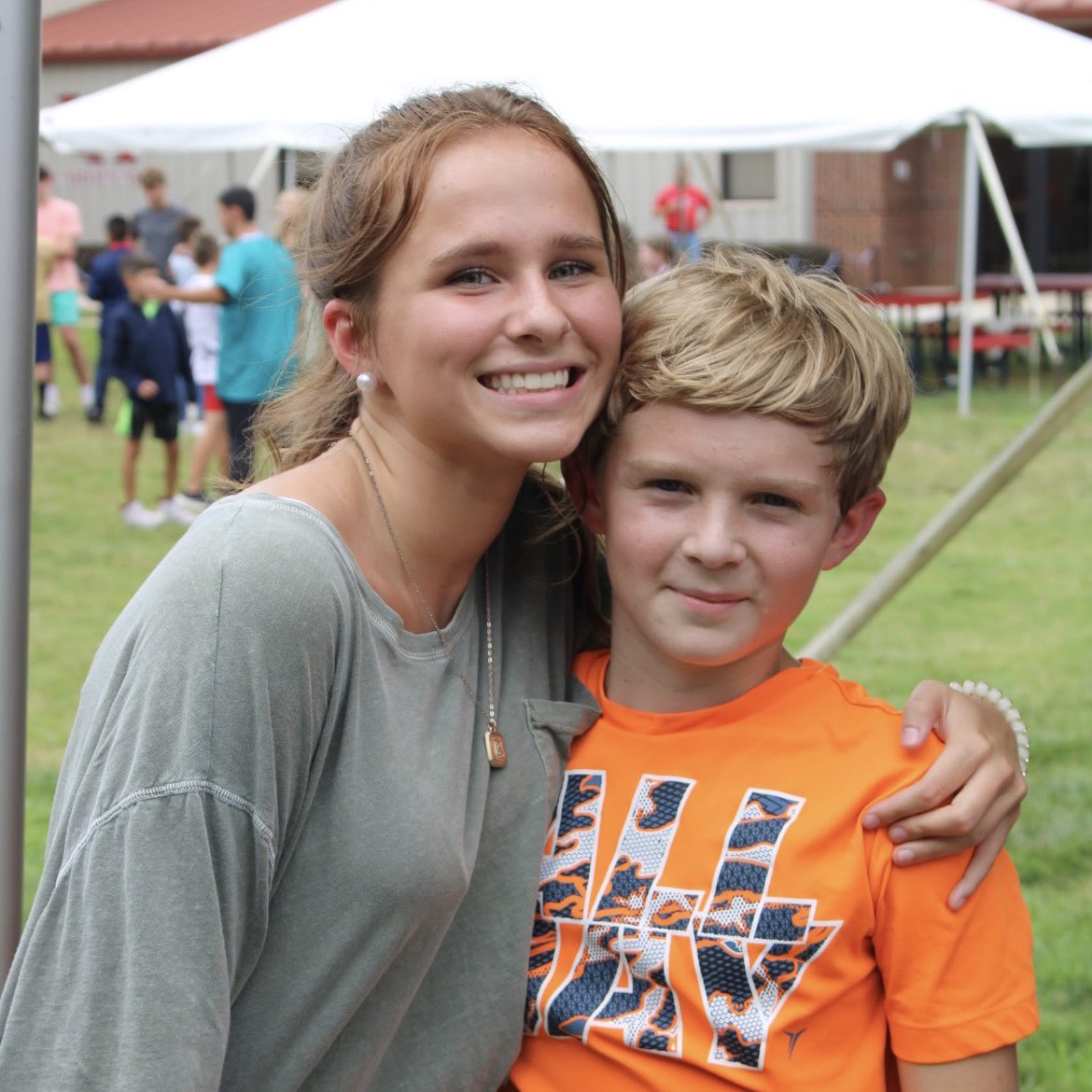 UAcharterschool's tweet photo. FRIDAY FAMILY FUN 🎉!! What a great way to end our first week of school. #CardinalPride #weareUA #community #k12education @JZUAHS @UAathletics @CoachJarredHill @BrittanyRape @BretzShannen @ByrdSetrina https://t.co/55WBbRUjkr