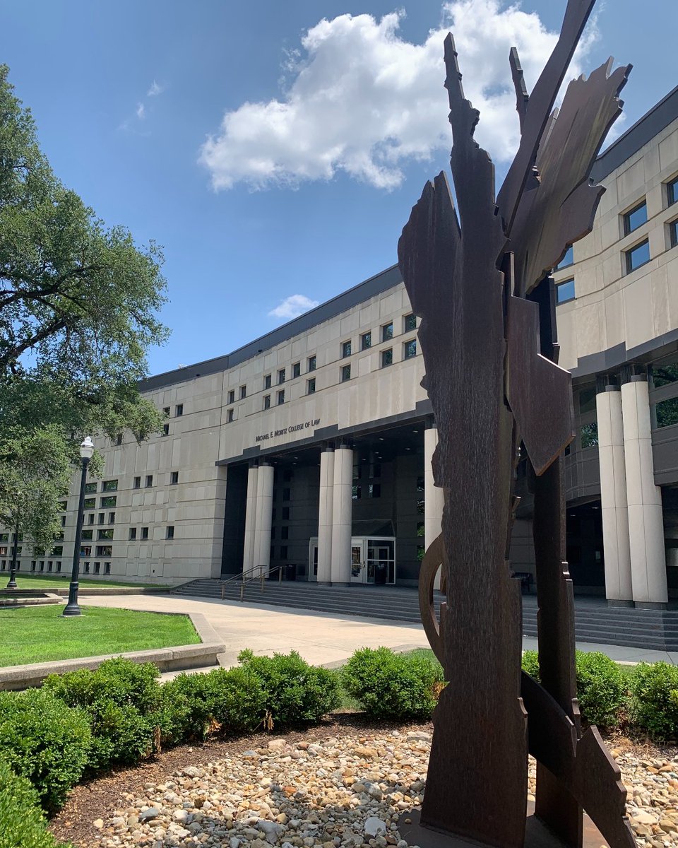 This view looks like home to us! 🏠💓 Raise your hand if you're looking forward to walking back through the doors of #DrinkoHall when the fall semester starts! 🙋