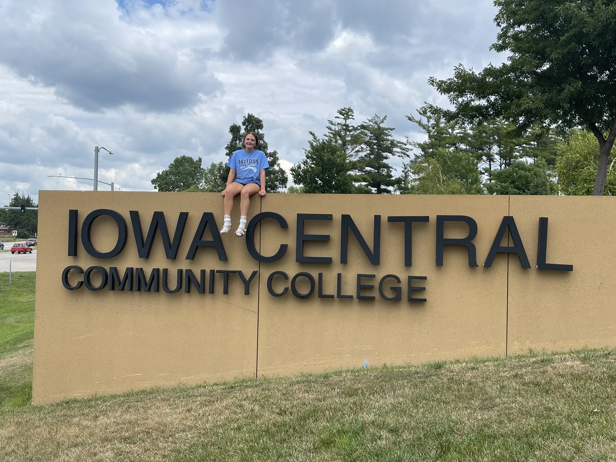 Keira Gehrke (@keiragehrke) on Twitter photo Thank you Jordan and Matthan for the tour of <a href="/IowaCentral/">Iowa Central Community College</a>. I had a great visit with the <a href="/ICCCWSOCCER/">Iowa Central Women's Soccer</a> coaches! Good luck this coming season #Tritons Thank you Jordan and Matthan for the tour of <a href="/IowaCentral/">Iowa Central Community College</a>. I had a great visit with the <a href="/ICCCWSOCCER/">Iowa Central Women's Soccer</a> coaches! Good luck this coming season #Tritons