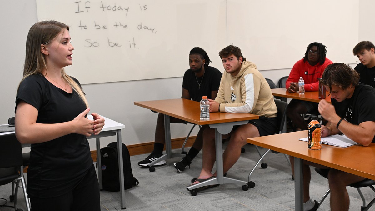 It has been great to have @WoffordWSoc alum Erin Wolfe '21 working with the team this summer to improve mental performance and wellness both on the field and in the classroom.