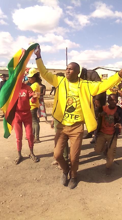 EmakhLuveve's tweet photo. Our MP Candidate @DCBajila is a patriotic change Champion. We will vote for him resoundingly. https://t.co/J3Q319kOyq