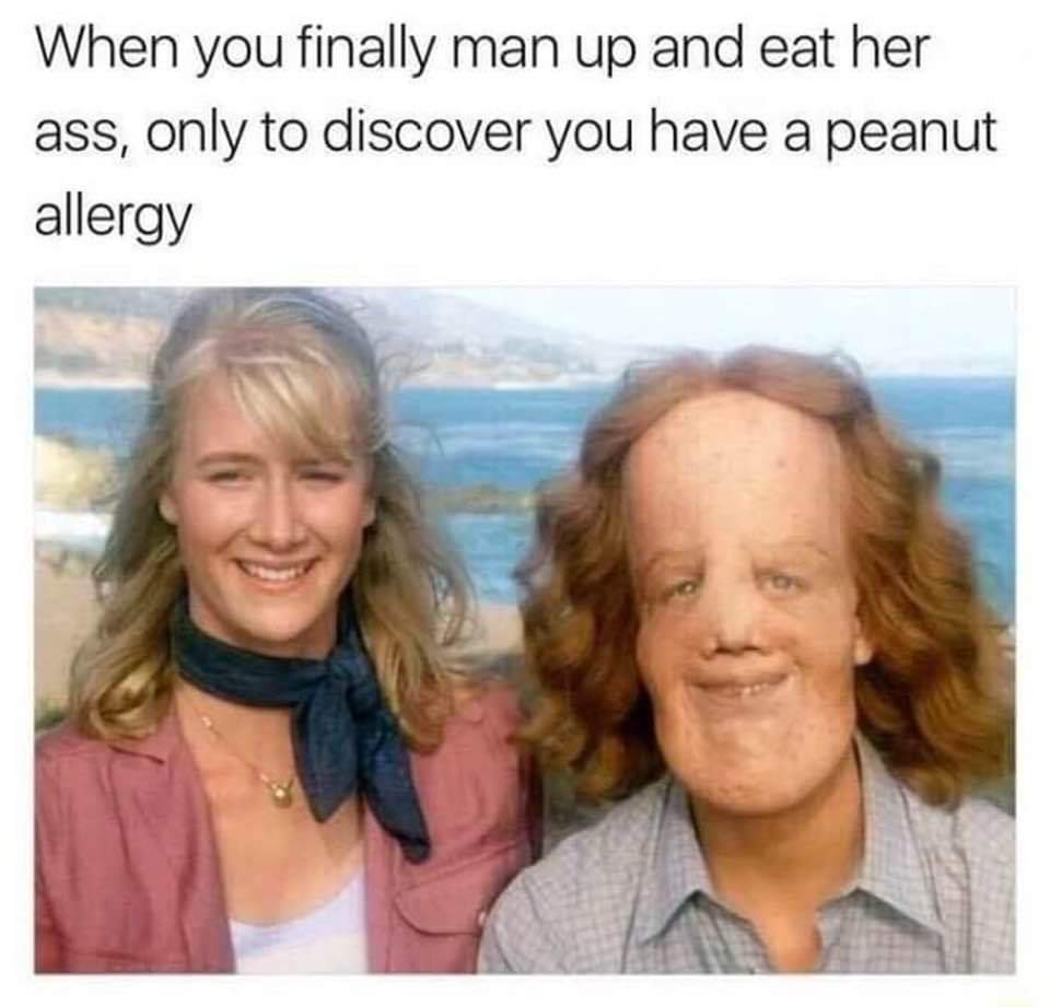 FreckleTits71's tweet photo. OMFG!! ☠️🤣😂🤣😂 https://t.co/PfxDd8Dk33
