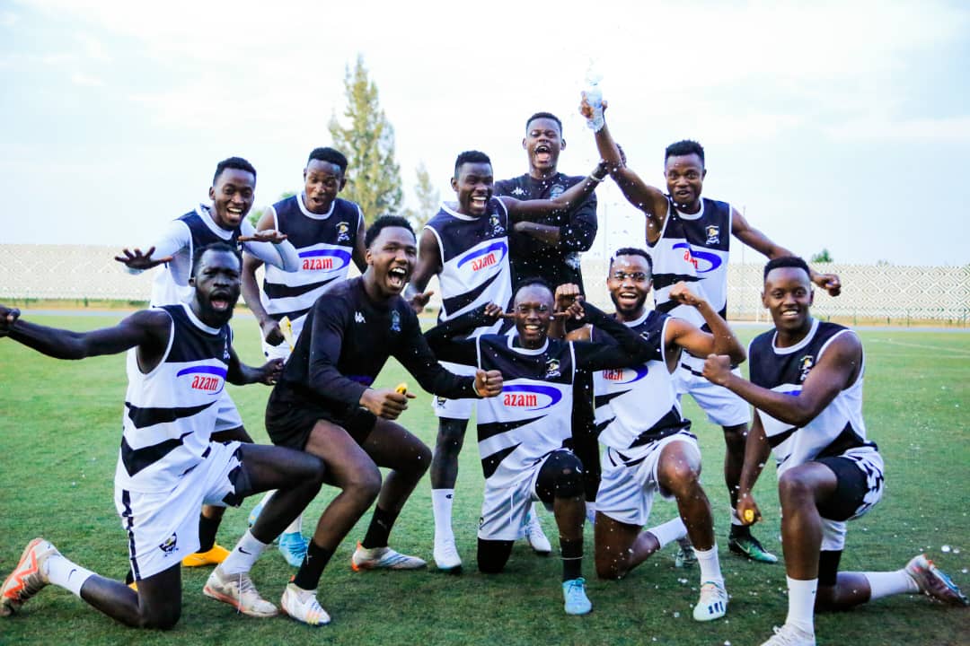 aprfcofficial's tweet photo. The Lads Trained at HUYE STADIUM TODAY. 

Victory Finds You when you are READY, The Lads are Ready &amp; Raring to Go❗️

Another Day to Enjoy APR FC Playing Football… Lets Turn Up in numbers to also Join the 60 years Anniversary Celebration of MUKURA V.S this Saturday at 3PM https://t.co/ayW4AejTZE
