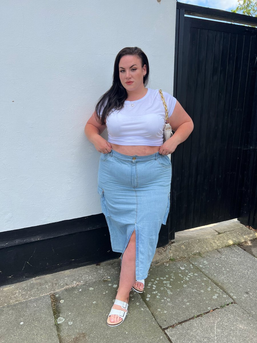 yoursclothing's tweet photo. Pick your FIT! 1, 2 or 3? 👀🔥
📸@danielle_lucyy

Stripe Maxi👉https://t.co/Kv7CiwSl1l
Crochet Midaxi👉https://t.co/rMg1FLjlwH
Denim Skirt👉https://t.co/EZSNsrEM6T https://t.co/hauYCoJAoA