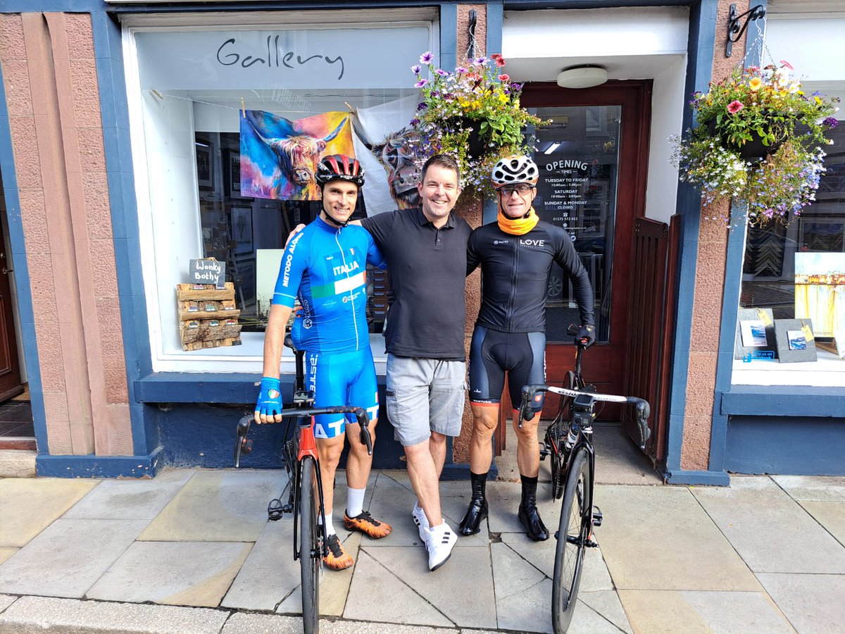 Best of luck to all the riders at the UCI Cycling World Championships. It's been a pleasure to meet the Italian and Portuguese riders. I'm sure they've enjoyed practice runs through our beautiful Angus glens 👏🏻#Kirriemuir #ucicycling #uci #ucicycling #cycling #angus