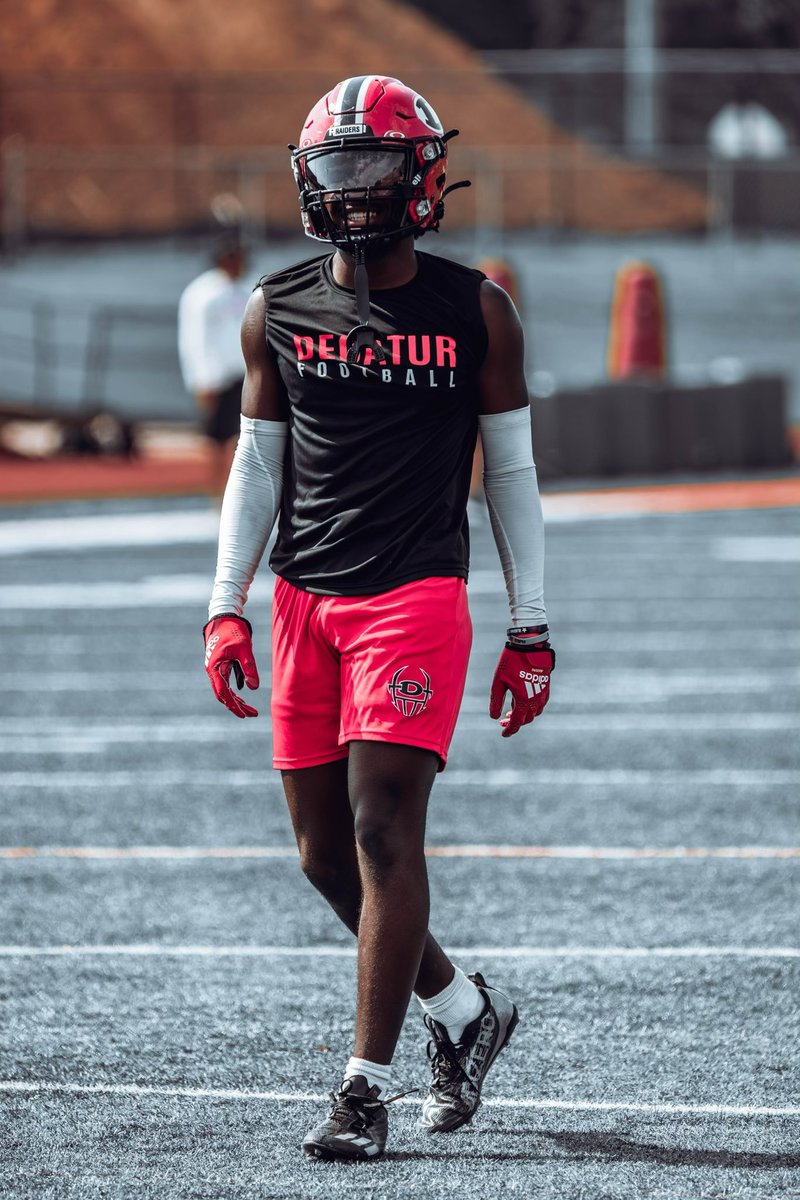 dhsfoot_ball's tweet photo. #redraiderfootball https://t.co/L5DQ2xb3lF