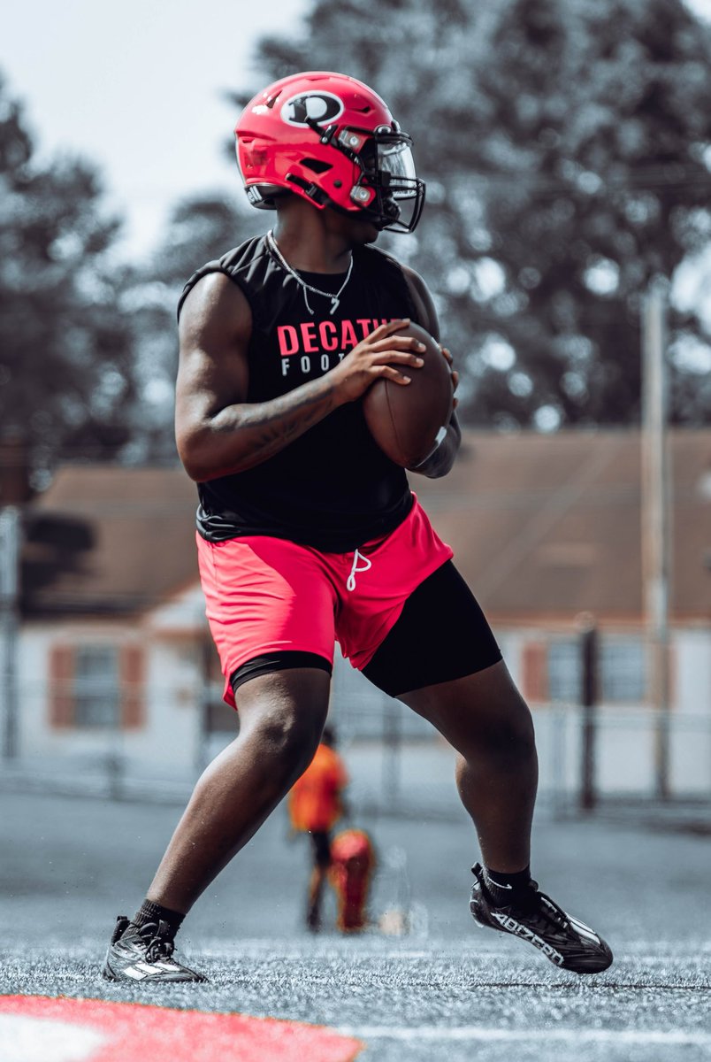dhsfoot_ball's tweet photo. #redraiderfootball https://t.co/HXKkC7q7GB