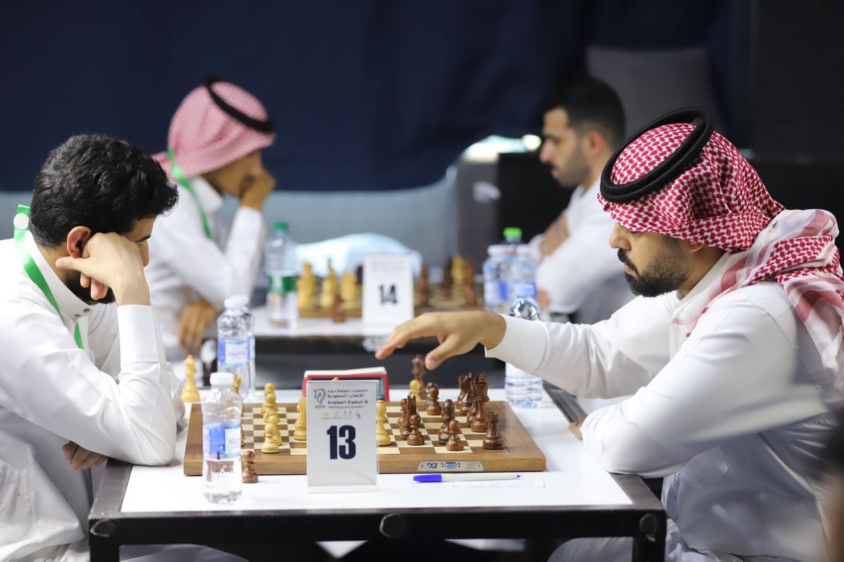 KSAchess's tweet photo. هنا #الدمام: 

🔜 #موسم_الشطرنج_2023 🏆  
👇
#بطولة_المنطقة_الشرقية_المفتوحة 2023  ♟️ https://t.co/KLFrXsQ6kj