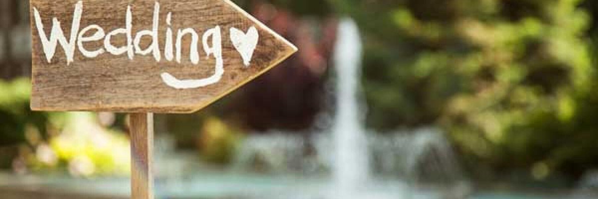 CTCBus's tweet photo. Are you planning an upcoming wedding? 

Why not take the hassle of out of the transportation and leave that to us? 😉

Learn more: 
https://t.co/12t6PdKm3c https://t.co/OGVN3bArJl