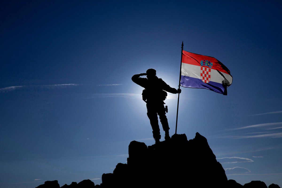 GrudMarijan's tweet photo. #Oluja #ratnici #⚡️ #olujasviholuja #proud #croatia https://t.co/8ZHLd9do1j