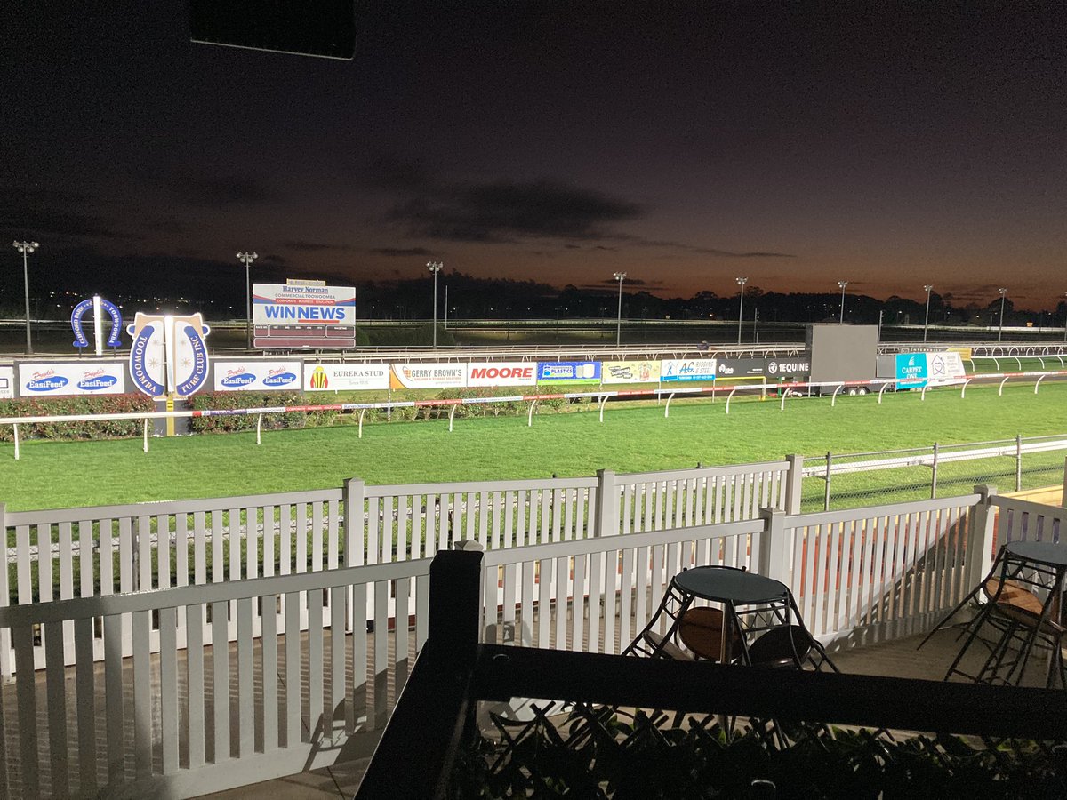 taity69's tweet photo. Good morning from @CliffordPark_ 
#manywinners 
@jamesjoshea @PaulJoice1 @Kiaarn @michaelmaxworth @stevejoseph69 https://t.co/KMQ7Mm5DOh