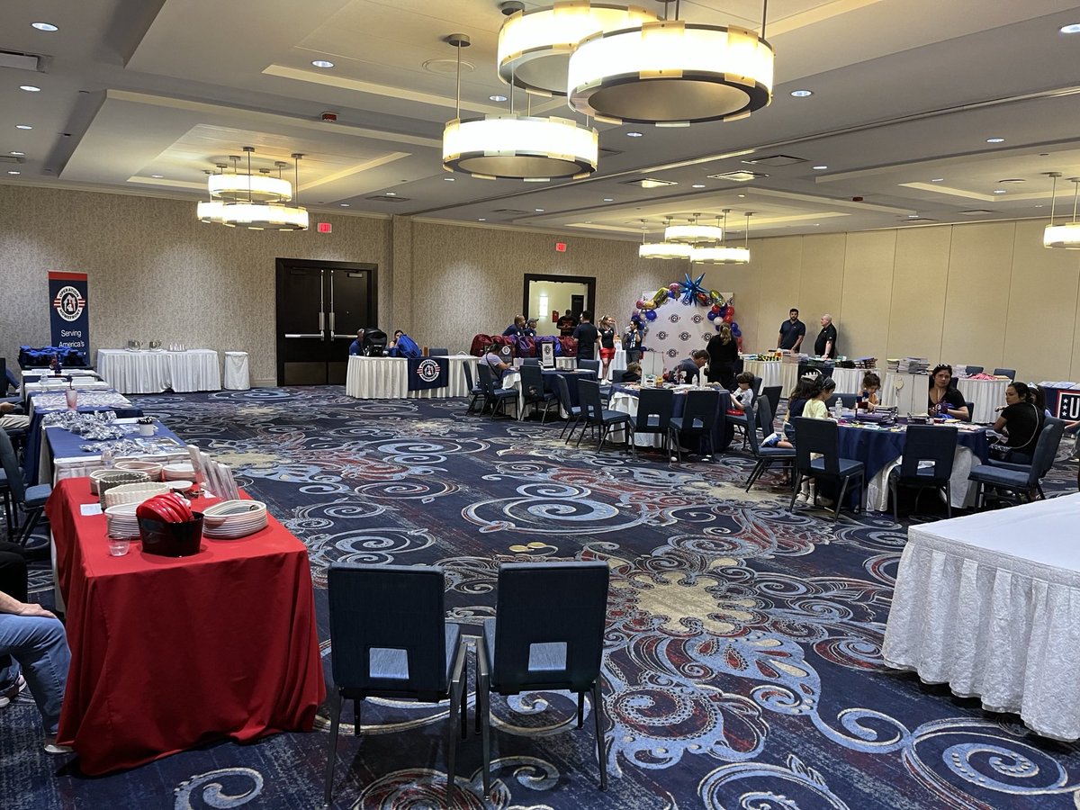 What a great morning Megan &amp; I had supporting the  <a href="/Op_Homefront/">Operation Homefront</a>  Back to School Brigade. We handed out our <a href="/WeAreHII/">HII</a>  branded stuffed lunch boxes to the kids &amp; we got to meet Junior the comfort dog! Was nice to see so many companies come together to support our military families