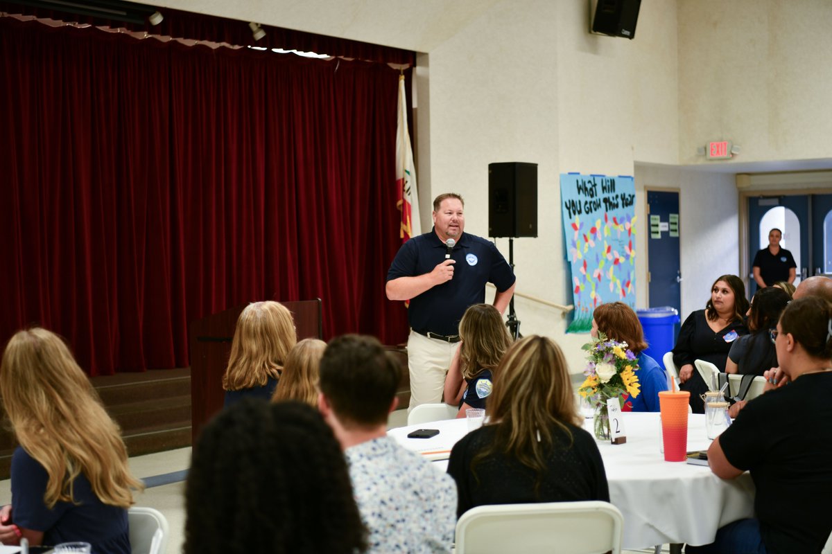 JUSD_Supt's tweet image. What a wonderful morning welcoming our newest JUSD certificated employees. We are so happy you have joined the JUSD family. We know each and every one of you will make a lasting difference in the lives of our students. Have a great year!
-
-
-
#jusd #jusdshares #jusdvision
