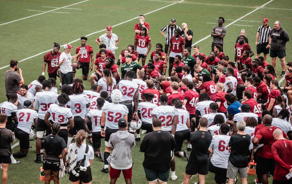 South Carolina Football tweet media