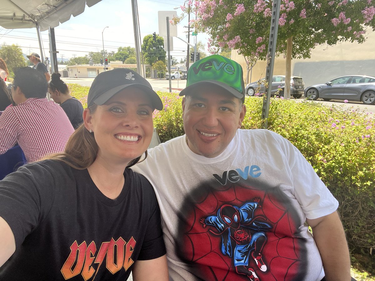 💙VeVeMagic.eth⭕️🏰 tweet media