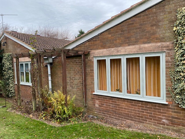 DWWindowsLtd's tweet image. 🤩🏡 Sleek up your home with these beautiful flush casement windows...we really think they add a touch of style and elegance to your property✨

What do you think? 🤔

Book in today for a FREE no obligation quote - call us on 01902 661 779 ☎️

#windows #flush #kerbappeal  # ...