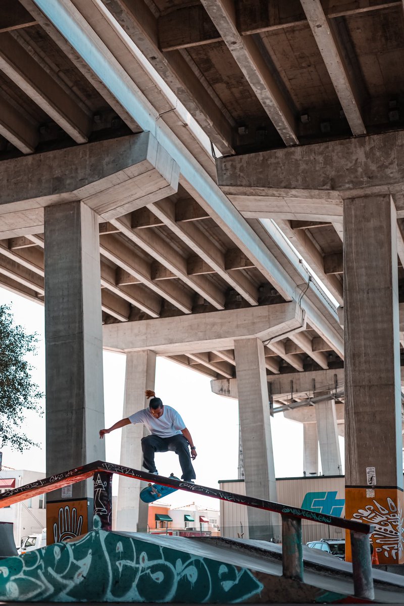 Skate and destroy 💀 
#barriologan #loganheights #sandiego #California #canon #canonphotography #portrait #skateboarding #coronadobridge #50mmrf #photographer #photography #canonrp