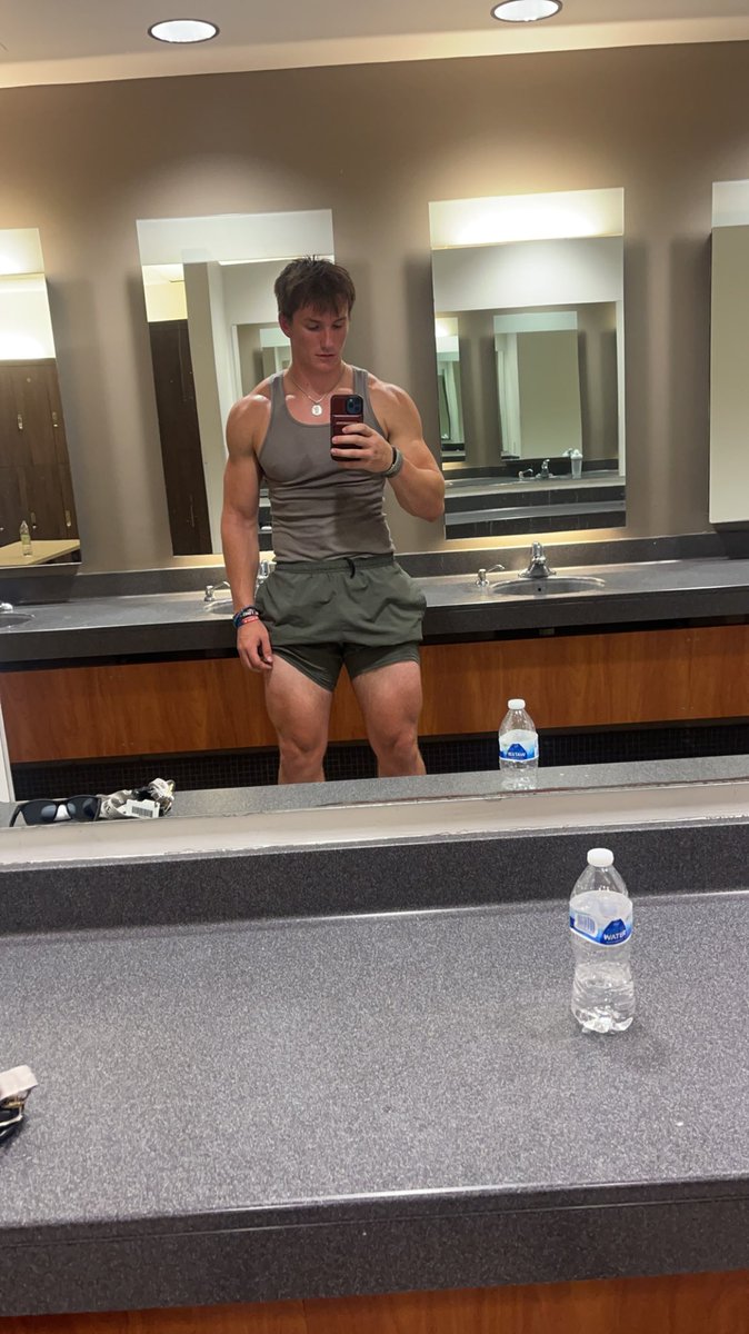 Logan Hay tweet media