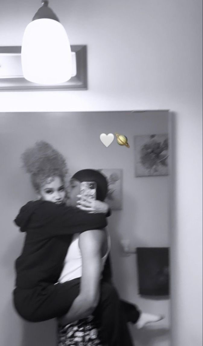 StoriesBXTaelyn's tweet photo. Big argument w Bae + fought his “godsister”??
-2/2-
(Imaginary thread)
#threadstorytime #storytime #imaginarythread https://t.co/MZW6WdD4NN