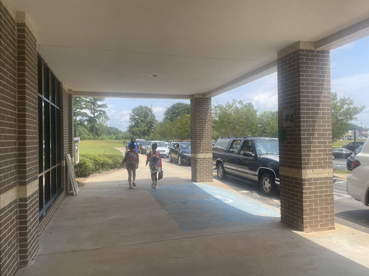 Krystal Shaw tweet media