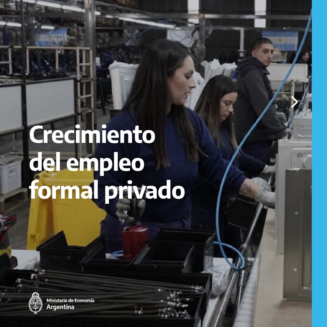 SergioMassa's tweet photo. El empleo formal registrado privado volvió a crecer en mayo, acumula 34 meses consecutivos de crecimiento y es el más alto en los últimos 14 años.

Defender el desarrollo y la producción garantiza que cada vez más gente acceda a empleos genuinos y de calidad.

#DefenderALaPatria https://t.co/yG5mAORRjw