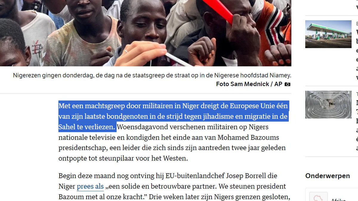 In NRC - alsof jihadisme en migratie beide bestreden moeten worden en dezelfde soort 'bedreigingen' zijn. Het zijn dit soort gevaarlijke bijzinnen die antimigratie (onbedoeld, ga ik maar even vanuit) normaliseren.