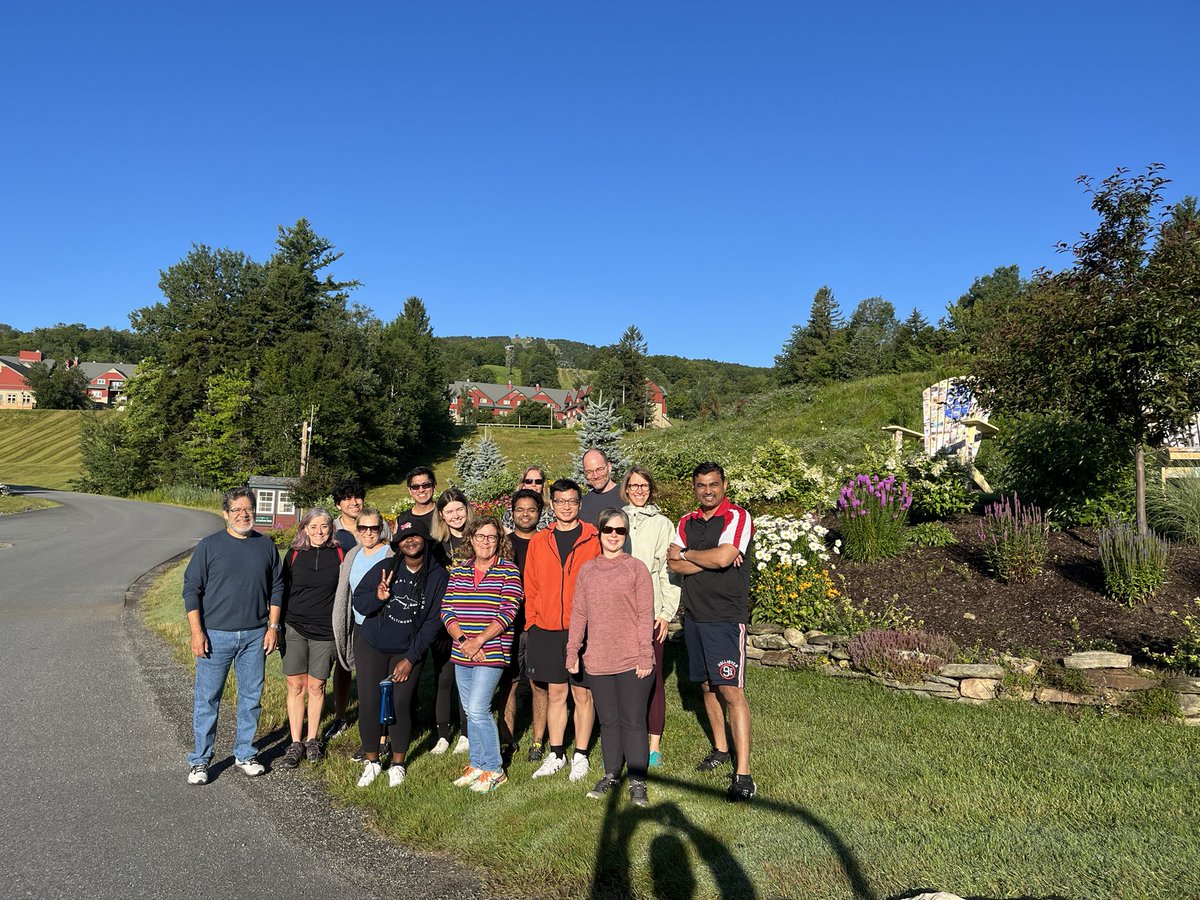 Ⓜ️ℹ️🕒🅰️📈 tweet media