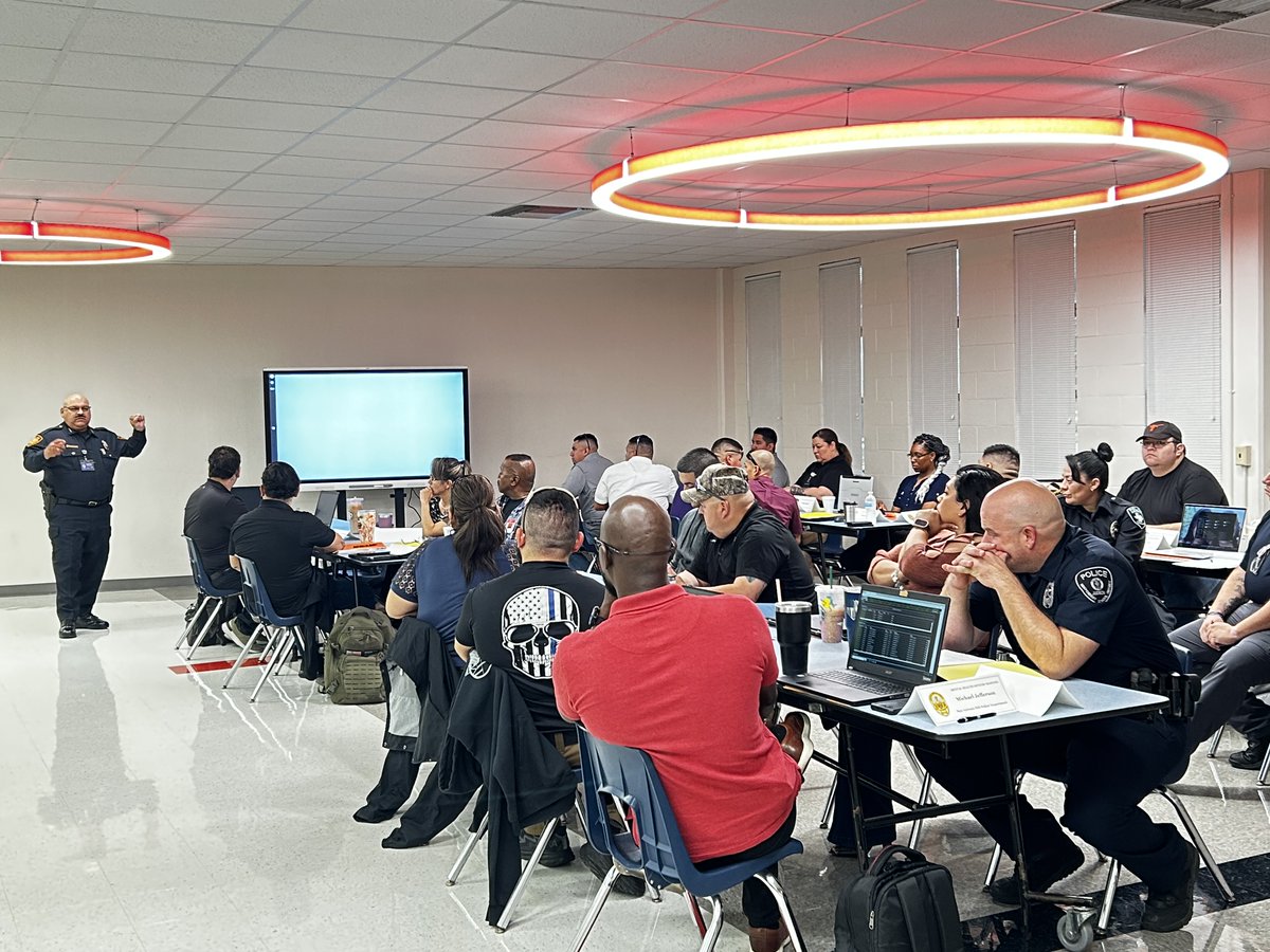 SAISD Police tweet media