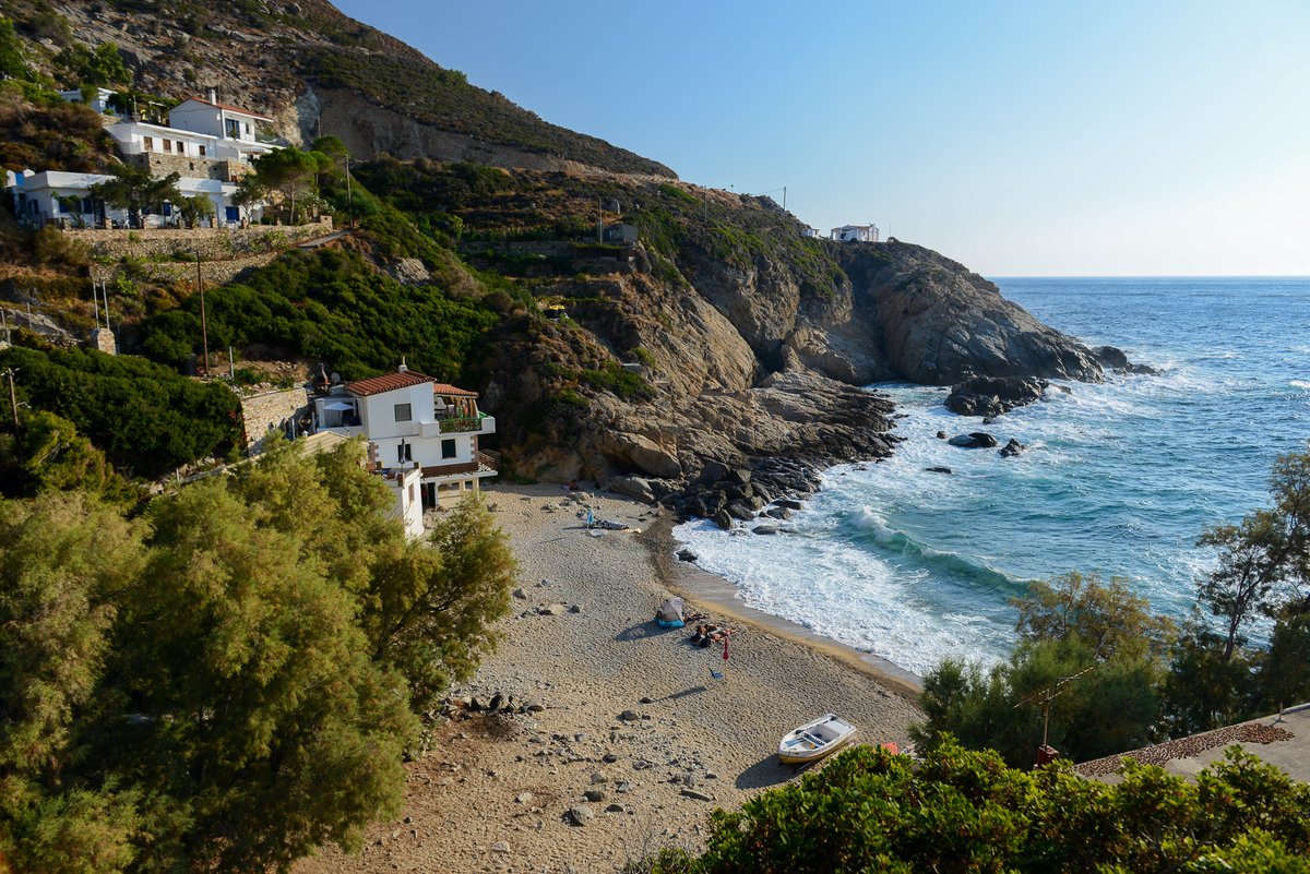 Pfeffer_Blog's tweet photo. #Ikaria gilt als #Griechenland-#Geheimtipp und betört uns mit schönen Stränden, pittoresken Bergdörfern sowie viel Natur. In einem neuen #Reisebericht fassen wir eine Woche #Urlaub zusammen: https://t.co/LOrrxzxyWy

@visitikaria #woderpfefferwaechst https://t.co/o0gNVRgK4l