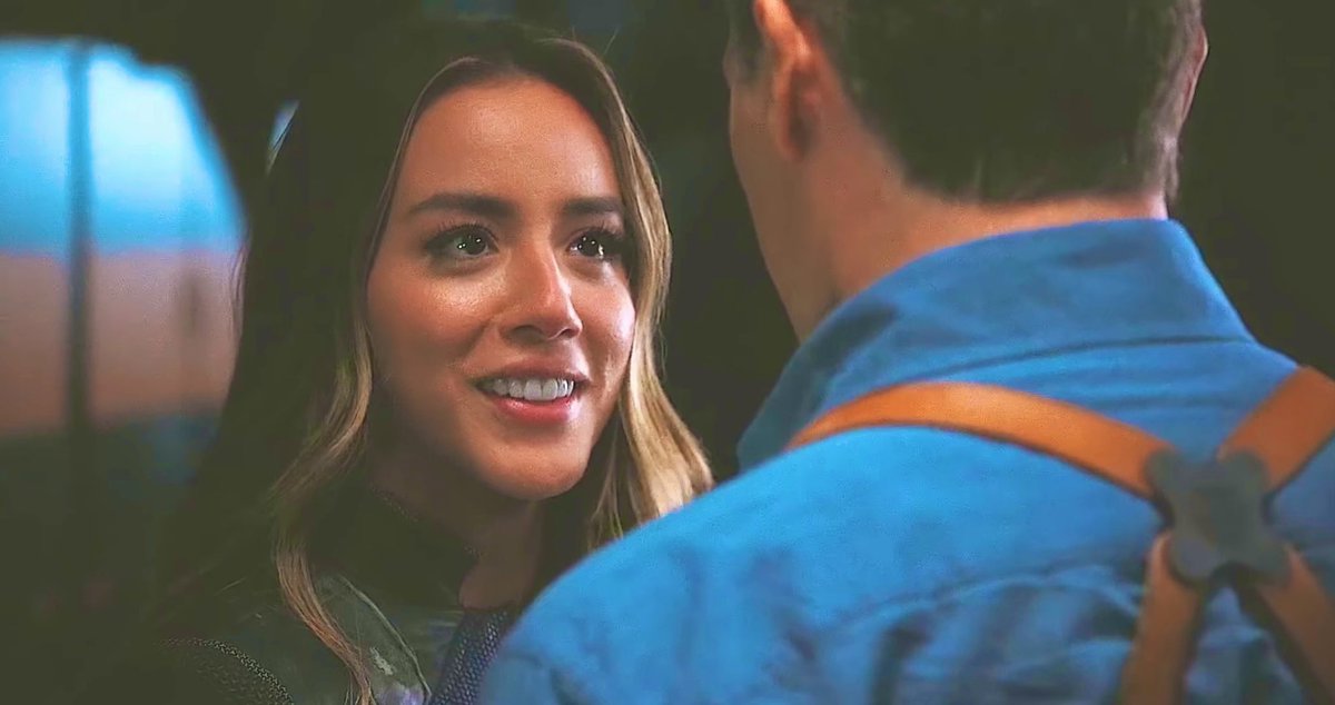 SarahBelles23's tweet photo. “When Emma falls in love it’s all on her face, hangs in the air like stars in outer space”.
#dousy https://t.co/dNc4xQrSmJ