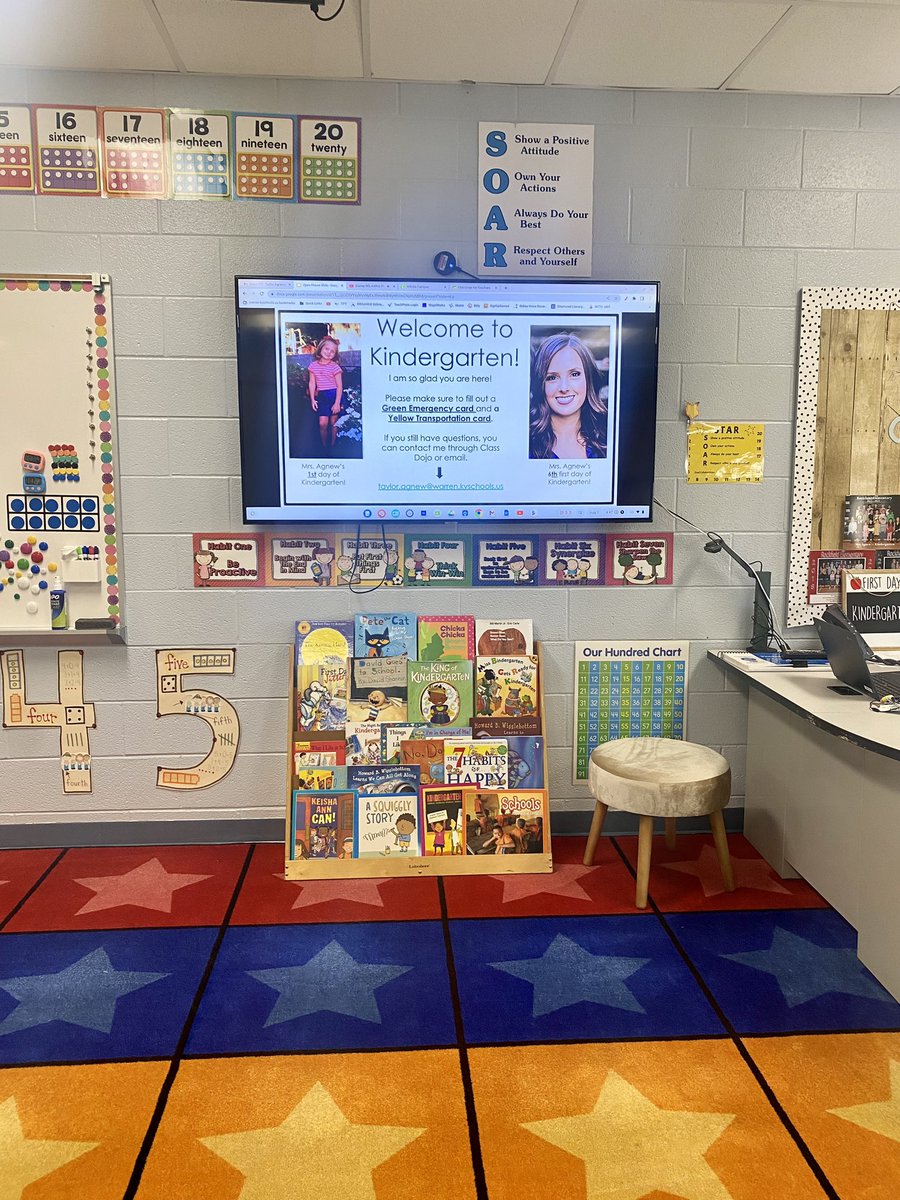 tayloragnewK's tweet photo. Open House Year 6! New school, new room, and new kiddos to love on. We will move mountains this year! 💙⛰️
#AESpride https://t.co/MLzI4B5vNF