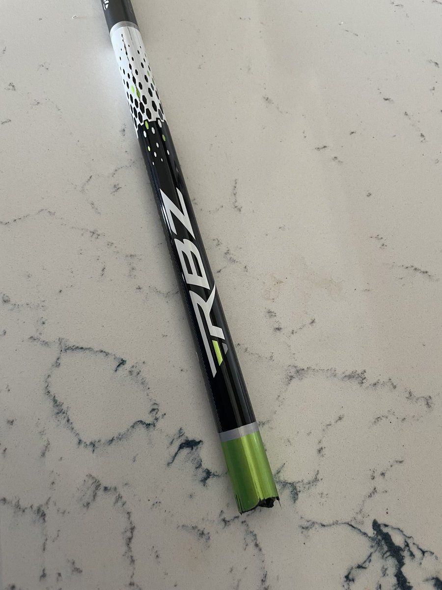 kileybroadway's tweet photo. Hey @united flew to South Carolina today, and upon arriving and pulling my clubs out of the travel case, I found that my driver shaft was snapped right below the grip!  Please make this right!! https://t.co/PODotFNveN