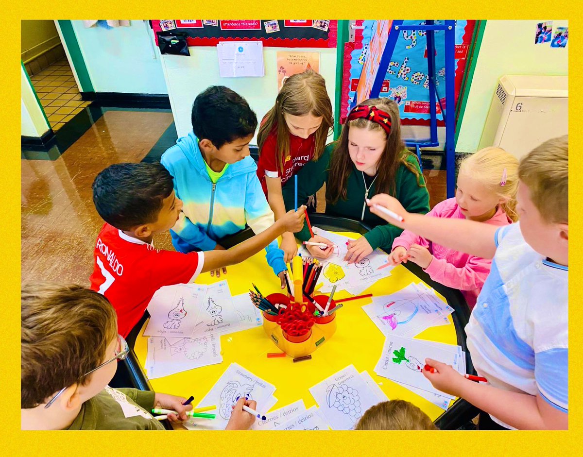 Illtyds_RC's tweet photo. #BCAFoodAndFun23
#Day9
Having fun and getting creative with our tuff spot activities during @foodandfunwales
@healthyschools_ @CTMHealthySch @JanineBrill
@CTMUHBDietetics
@ShelleyPowellRD
@MerthyrCBC https://t.co/GxCtBOUEFB